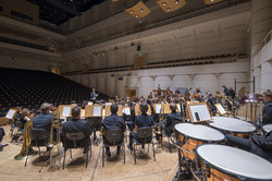 Das Dortmunder Universitätsorchester im Konzerthaus Dortmund (Juni 2024) Das Dortmunder Universitätsorchester spielt ein Konzert im Konzerthaus Dortmund