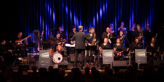 Gruppenbild der Groove m.b.H. beim TU Jazzfest 2020